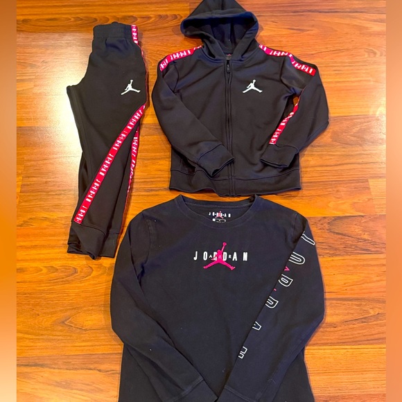 Jordan Nike Boys Bundle 7/8 
Sweatpant Jogger & Full Zip Hoodie Sweatshirt Shirt - Picture 1 of 5
